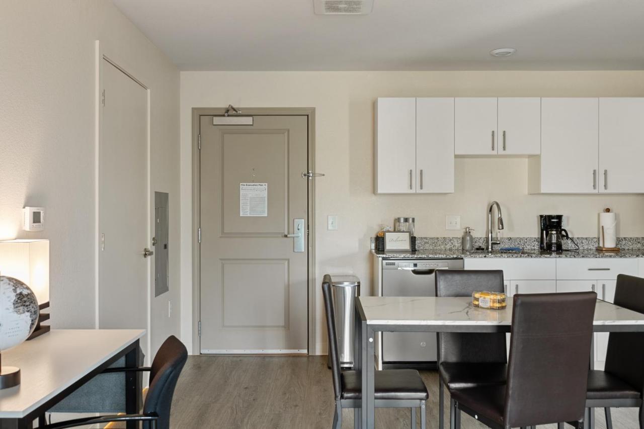 The Professional - 5 Mins To Carowinds Apartamento